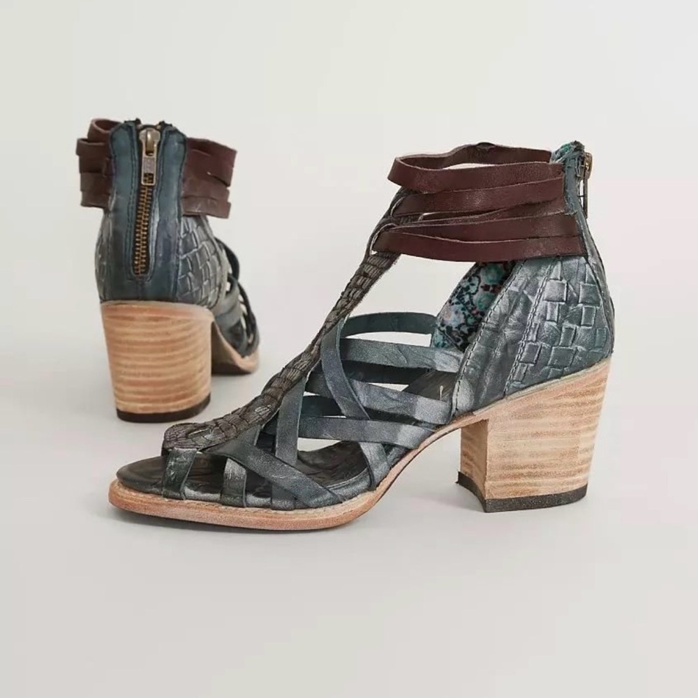 Freebird Penny in Teal Size 8 - Picture 4 of 12